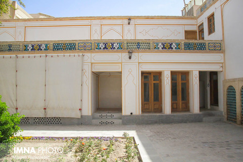 آرامگاه سید شفتی اصفهان 