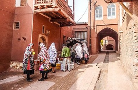 بازدید ۹۰ هزار گردشگر نوروزی از اماکن تاریخی ابیانه 