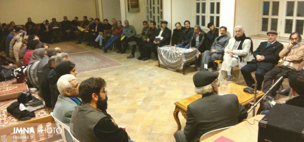 اولین نشست محفل هنرمندان سینما و تئاتر اصفهان