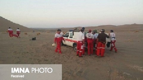 خدمت رسانی داوطلبان هلال احمر نجف آباد در سیستان