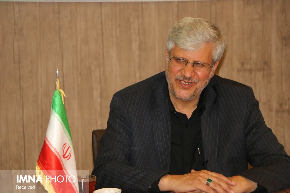 خروج آمریکا از برجام برگ برنده ای برای ایران است