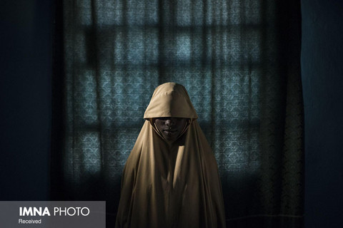 بخش مردم(مجموعه عکس)
جایزه اول :  "آدام فرگوسن" از آمریکا با مجموعه عکس «بمب‌گذاری انتحاری بوکوحرام»
