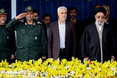 مراسم رژه روز ارتش جمهوری اسلامی ایران
