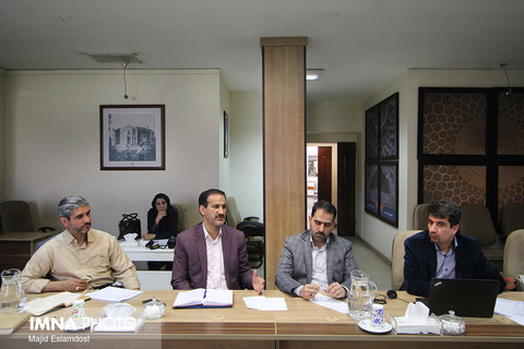 جلسه هم اندیشی اولين همايش ارتقاي کيفي محلات شهر اصفهان