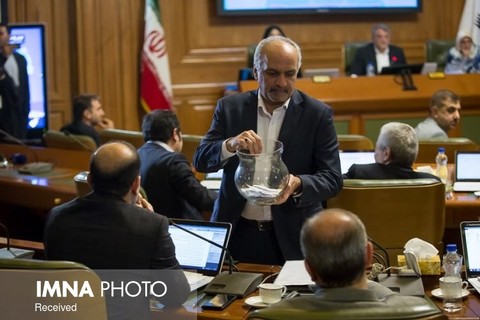 هیئت رئیسه شورای شهر تهران بدون تغییر ماند