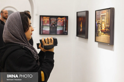 نمایشگاه عکس های ایزابل اشراقی