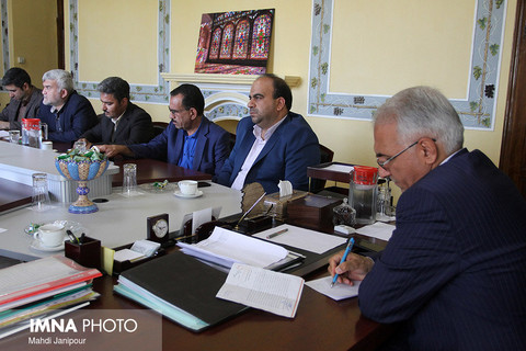 نشست شهردار با انجمن صنفی روزنامه نگاران اصفهان