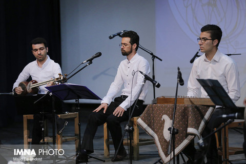 پایان داوری نخستین جشنواره موسیقی نوای نوروز اراک
