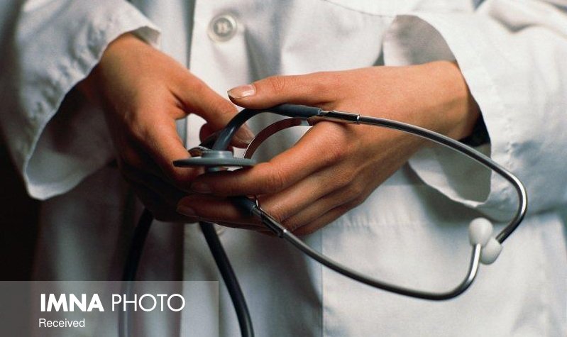 حقوق دو سال پزشکان اصفهان پرداخت نشده است