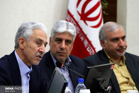 بازدید وزیر علوم،تحقیقات و فناوری از دانشگاه اصفهان