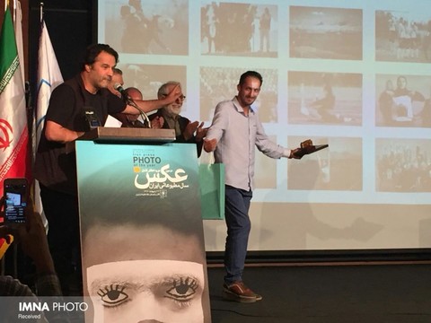 عکاس اصفهانی، نشان عکس سال مطبوعاتی ایران را به دست آورد