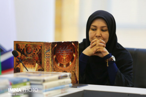 رونمایی از کتاب های تهیه شده از سی و یکمین نمایشگاه کتاب تهران