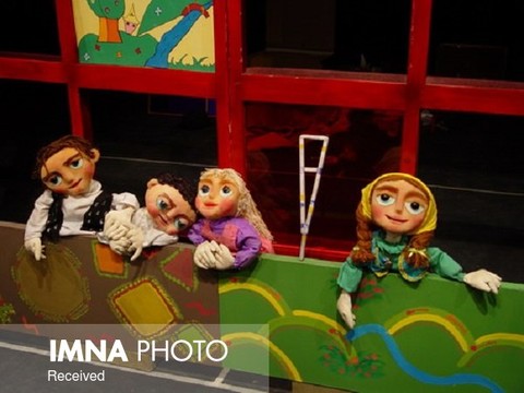 اولین گام مرکز تخصصی نمایش عروسکی و خانه عروسک