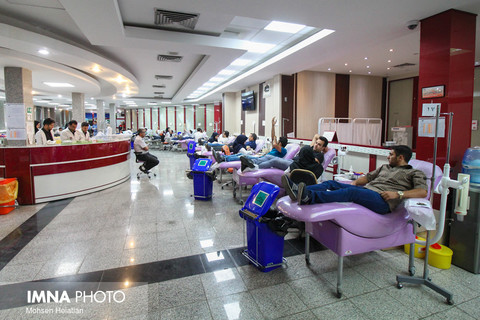 روزانه ۵۰۰ اصفهانی برای اهدای خون مراجعه می‌کنند
