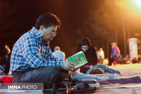مراسم شب ۲۳ رمضان (گلستان شهدای نجف آباد)