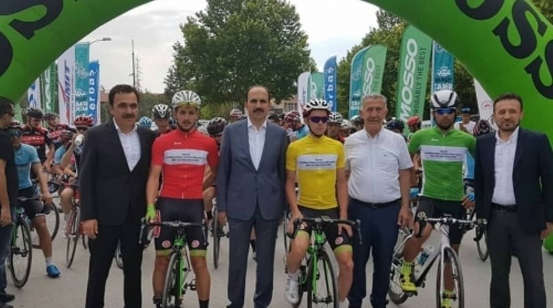 رکاب زن ملی پوش سپاهان قهرمان دوچرخه سواری ترکیه شد  