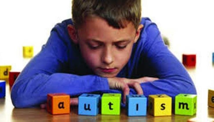 اختلال طیف اوتیسم چیست؟