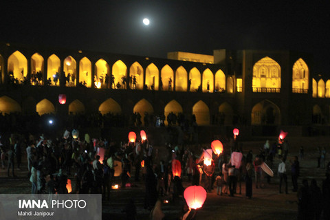 جشن خانوادگی میلاد نبی(ص) امروز ۳۰ شهریور در پل خواجو برگزار می‌شود