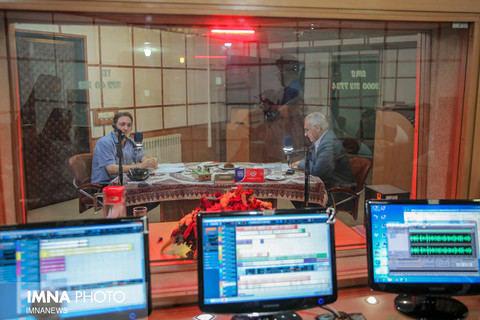 حضور دکتر نوروزی شهردار اصفهان در استودیو صدای شهر