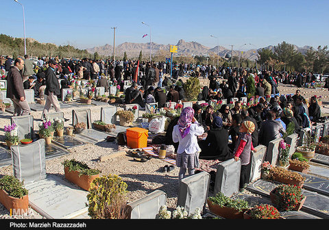 خدمات خلدبرین یزد محدود شده است/تجمع در آرامستان ممنوع