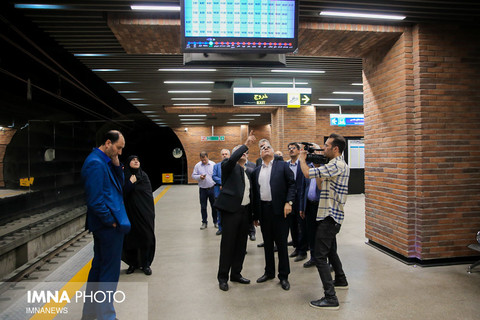 بازدید رییس سازمان همیاری شهرداری های کشور از فاز ۳ خط یک قطار شهری