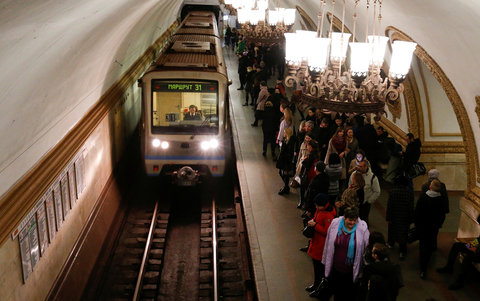 پیشرفت پروژه‌ی مترو در مسکو و پکن چگونه بود؟
