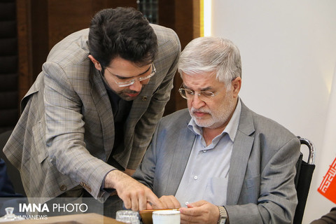 دیدار دکتر صالحی معاون معاونت علمی و فن آوری ریاست جمهوری با شهردار اصفهان