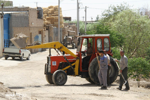 بازدید مسئولین از محله اندوان‎