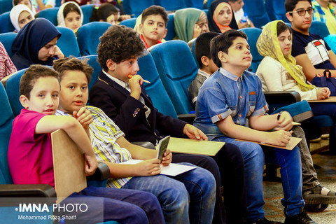 آزمون کتبی داوران کودک و نوجوان سی و یکمین جشنواره بین المللی فیلم‌های کودکان و نوجوانان