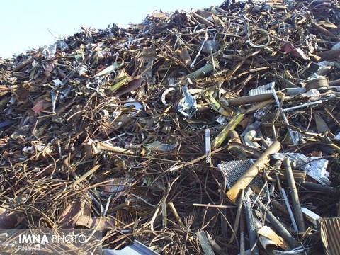 تجمیع انبارهای جمع آوری ضایعات بازیافتی در مجتمع صنعتی بازیافت مشهد