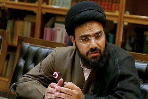 مجلس امسال به جای قانونگذاری بیشتر جنبه نظارتی به خود بگیرد