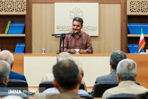 نمایشگاه مطبوعات بدر منیر‎