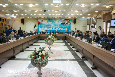 نشست بررسی امور اقتصادی استان(اقتصاد مقاومتی) با حضور وزیر کشور