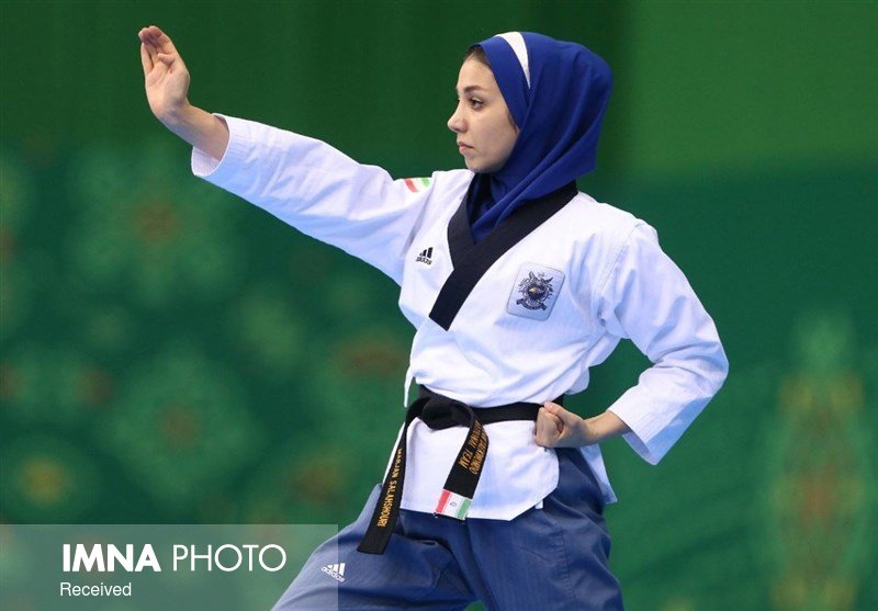 در هیئت تکواندو اصفهان تفاوتی بین ورزشکار زن و مرد نیست