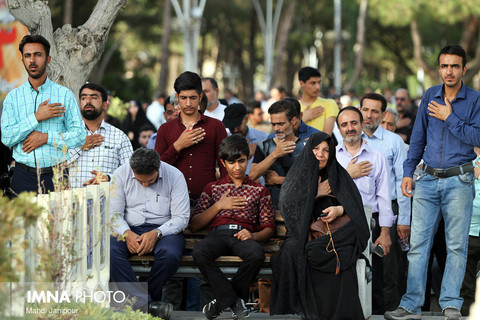 مراسم دعای عرفه در گلستان شهدا