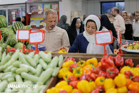 آیین اختتامیه جشنواره کالای ایرانی و افتتاحیه بازار روز کوثر 14