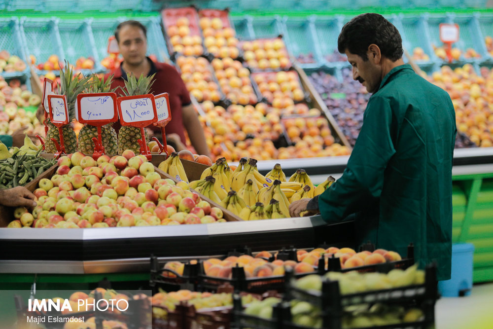قیمت میوه و محصولات کشاورزی در بازار کنترل شود