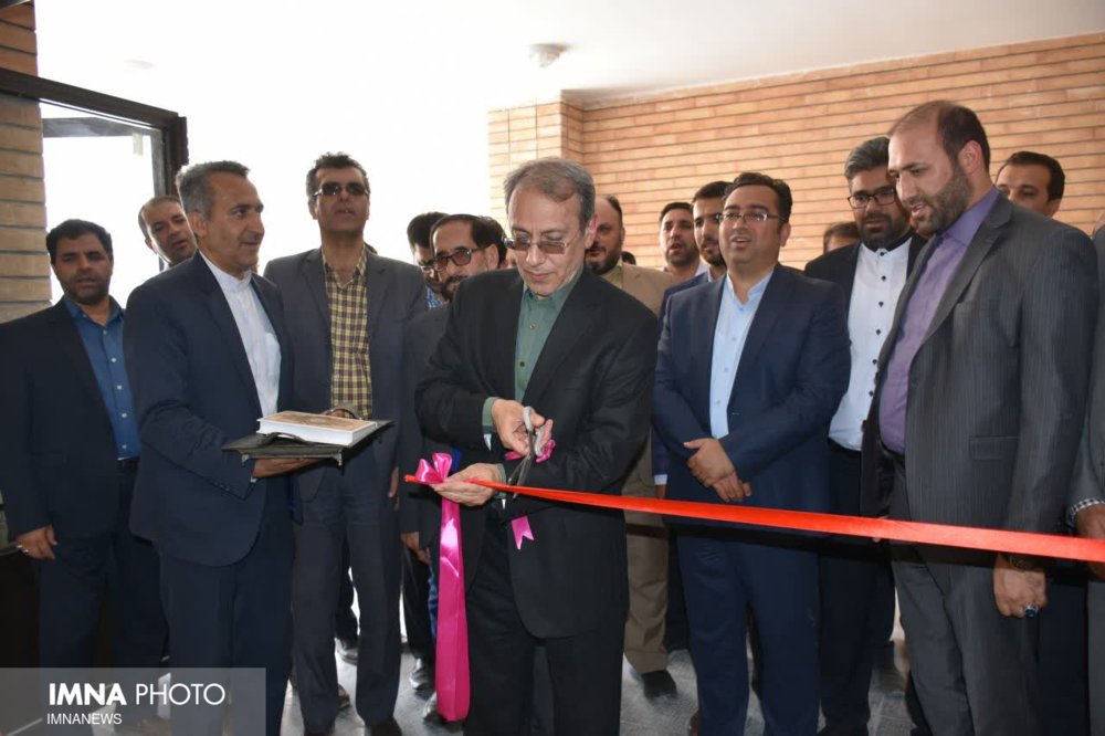 افتتاح ۱۴ پروژه با ۱۴ میلیارد تومان اعتبار در مسکن مهر فولادشهر