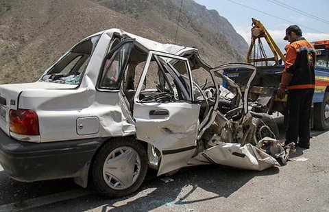 واژگونی سواری پراید با یک کشته و ۳ مجروح در اصفهان