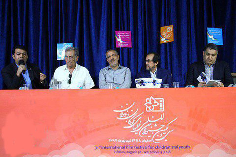 مسجدجامعی: سینمای امروز ایران حرف های جدیدتر و بهتری برای جهان دارد