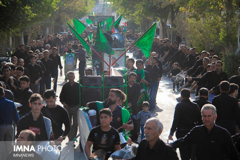 گردهمایی بزرگ تاسوعایی عزاداران سید و سالار شهیدان در سمیرم