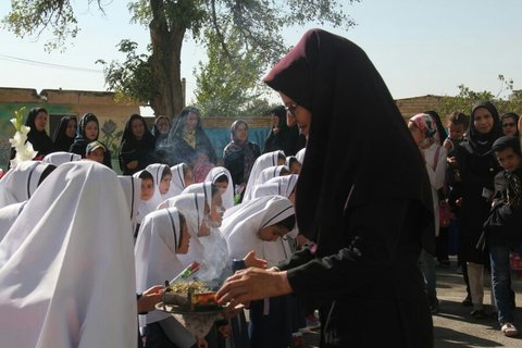 آغاز فعالیت پایگاه‌های جشن عاطفه‌ها در کردستان
