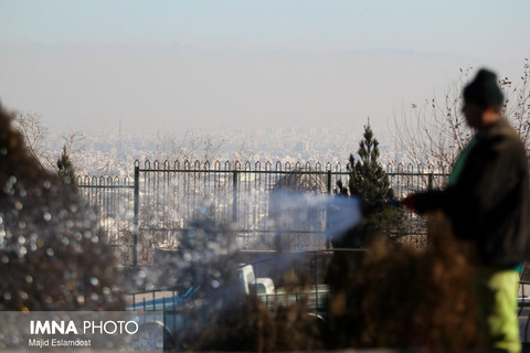 هوای اصفهان برای گروه‌های حساس ناسالم است 