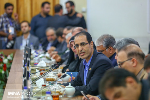 جلسه شورای اداری استان با حضور وزیر ارتباطات