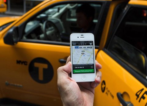 قابلیت پرداخت کرایه تاکسی از طریق گوشی تلفن همراه