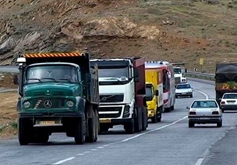 صدور نظام‌مند مجوز تردد خودروهای حمل بار توسط شهرداری 