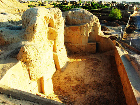  Sialk hill; ancient treasure in Kashan