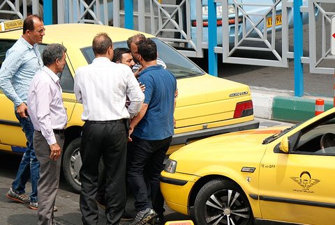 برخورد با رانندگان متخلف تاکسی در یزد