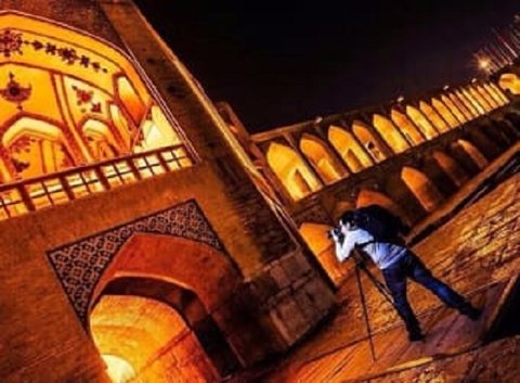 اصفهان به تفلیس سفر می‌کند