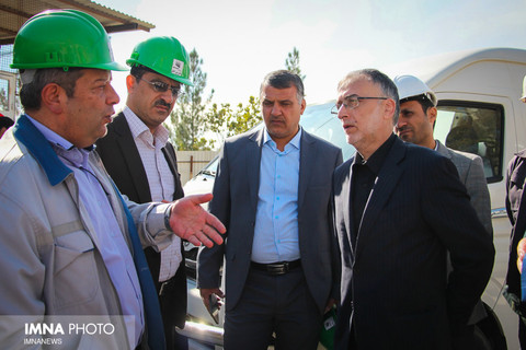 بازدید مدیرکل اعتبارات بانک مرکزی از مترو اصفهان